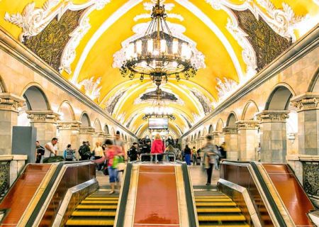 چرا مترو‌ مسکو از جاذبه‌های دیدنی روسیه است؟